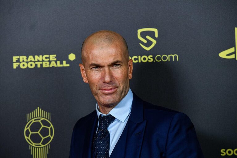 Tudor and Zidane cry together, Juventus have decided