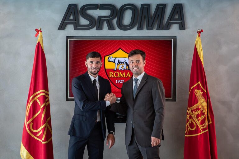 Houssem Aouar signs until 2028 at Roma