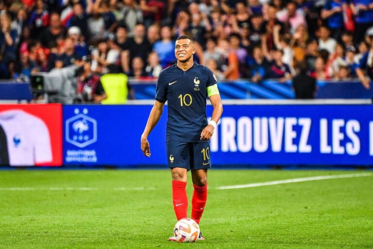 Kylian Mbappé goes on vacation on a monstrous provocation
