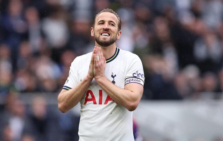 Harry Kane hijacked from PSG by an invisible enemy