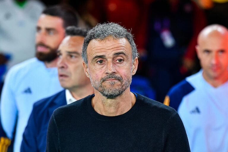 Luis Enrique has not signed, he is already assaulted