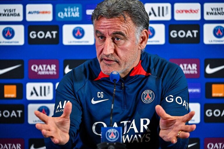 PSG fires him, Christophe Galtier responds in Paris