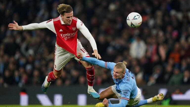 Arsenal reject initial offer from Besiktas for Rob Holding