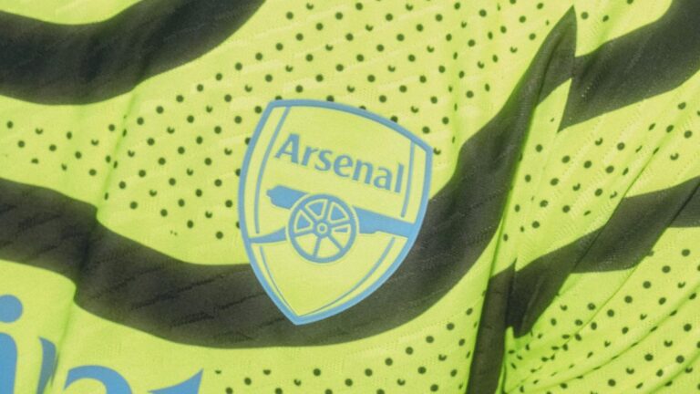 Arsenal: the new 2023-24 away shirt unveiled!