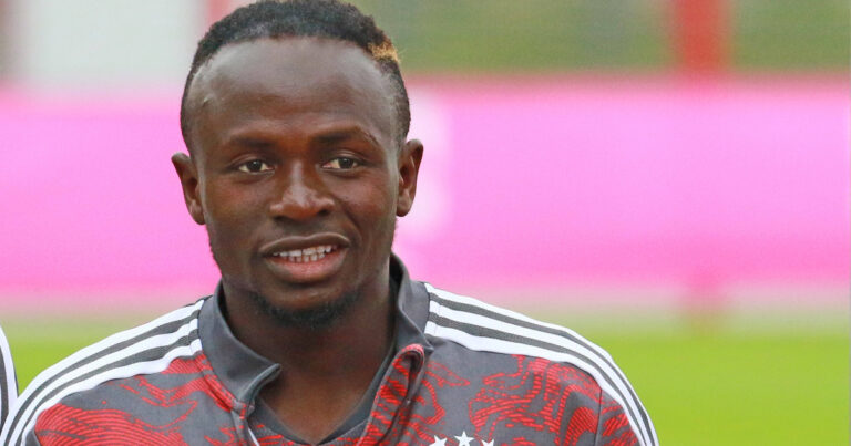 It's done !  Sadio Mane leaves Bayern