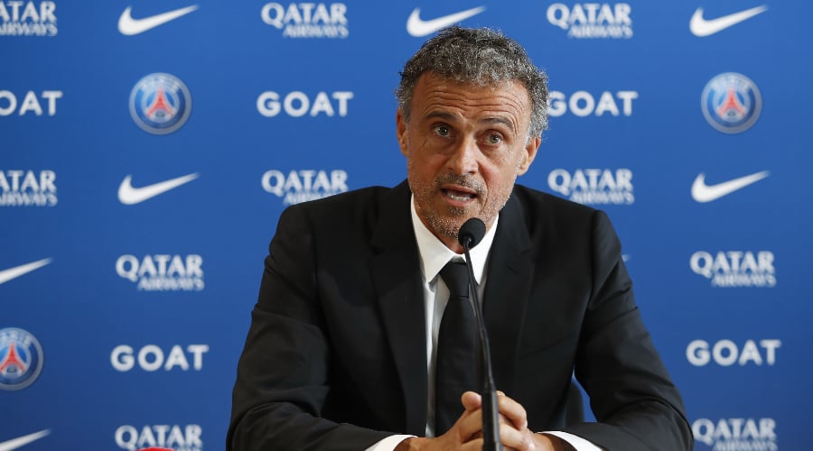 Luis Enrique calls for an OL player