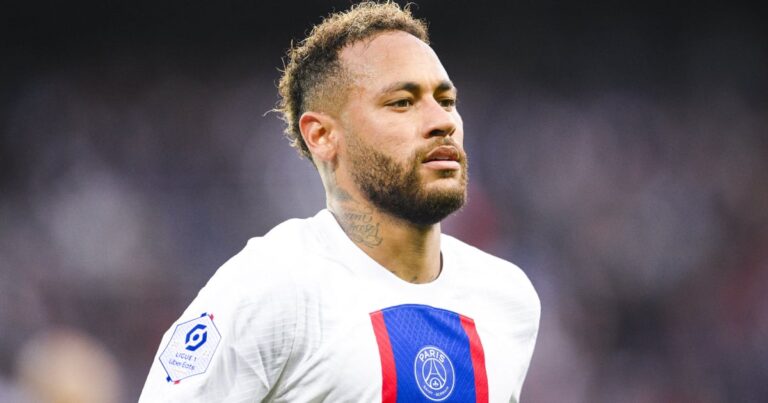 PSG: a relative of Neymar drops a clue about his future!