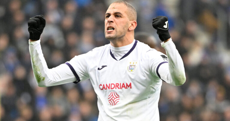 Slimani declines a prestigious destination