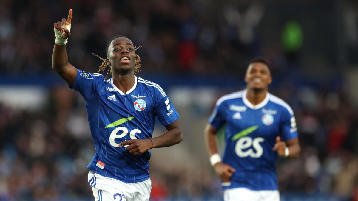 Strasbourg: Ismaël Doukouré pleases Burnley