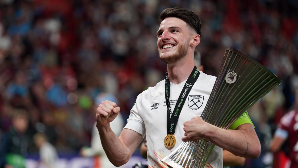 West Ham announce the departure of Declan Rice!