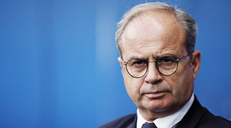 An undesirable soon to leave PSG?