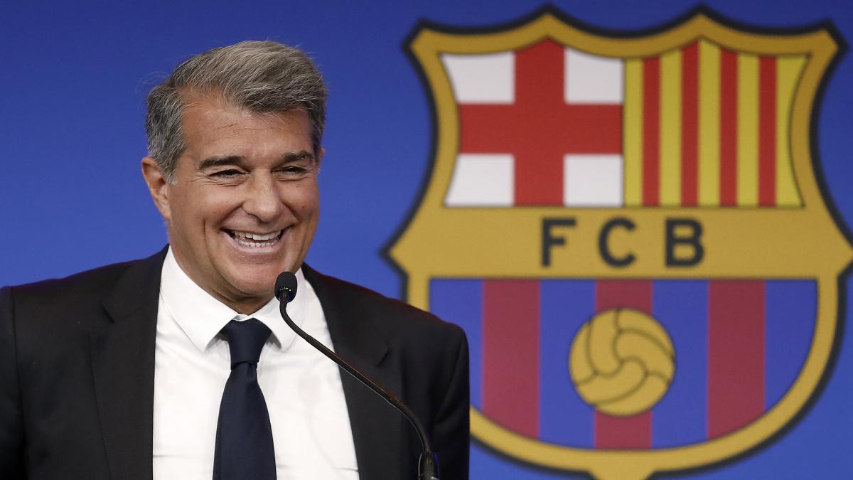 Barça: Joan Laporta announces new recruits!