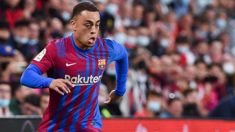 Barça: Sergiño Dest joins PSV!