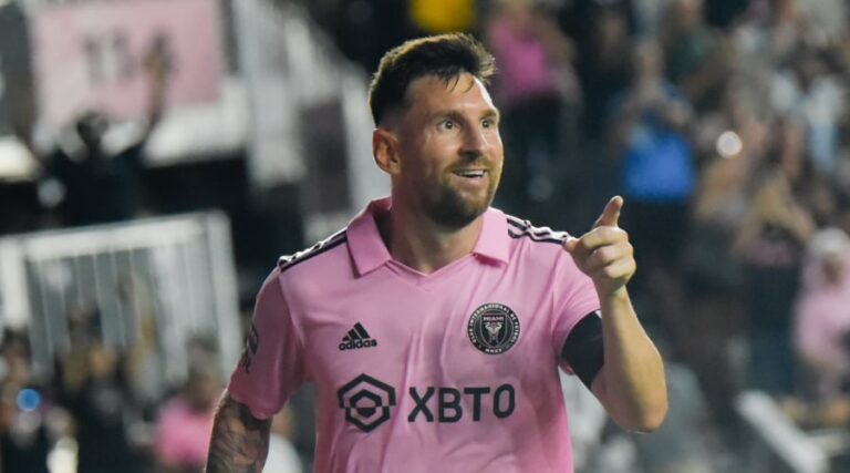 Big first in MLS for Messi