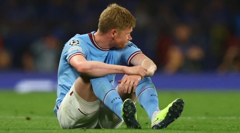 De Bruyne, it's terrible!