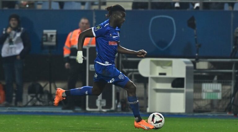 Hard blow for OL in the transfer window?