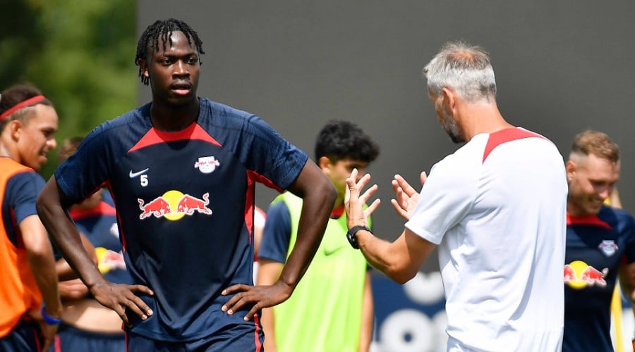 Leipzig misses debut despite Openda