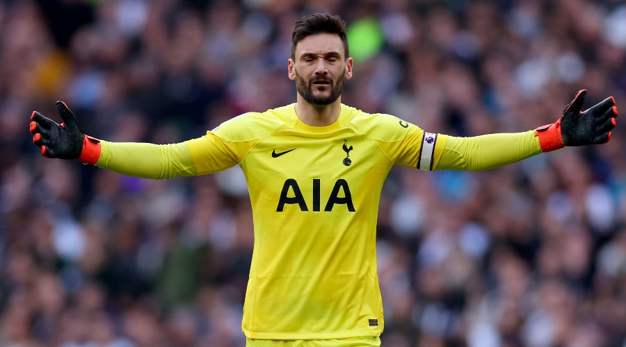Lloris, the new twist