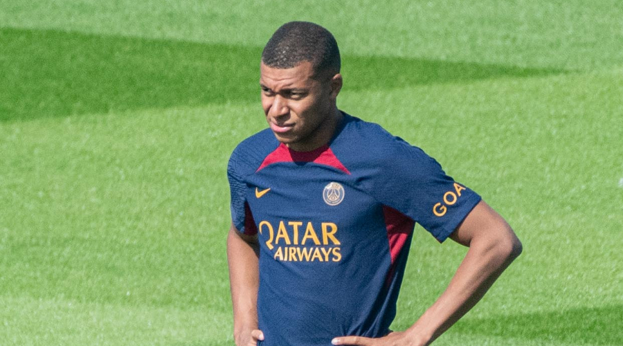 Mbappé, it's rumbling in Madrid