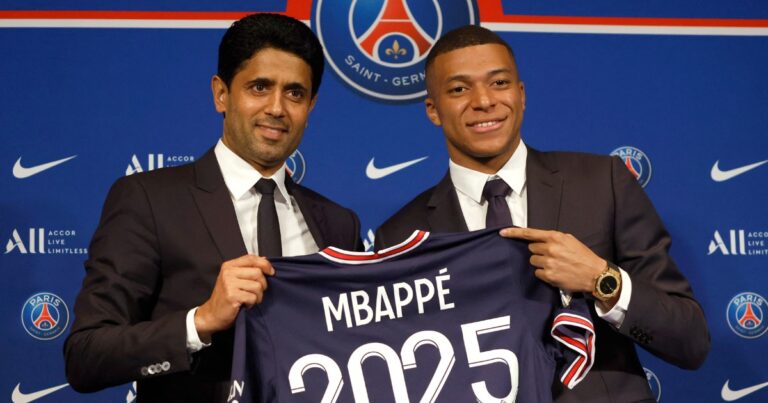 Mbappé, the jersey of discord