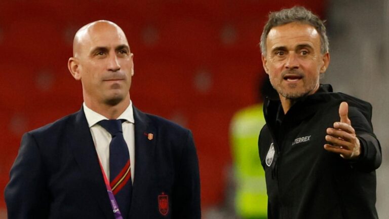 PSG: Luis Enrique kicks in touch on the Rubiales affair