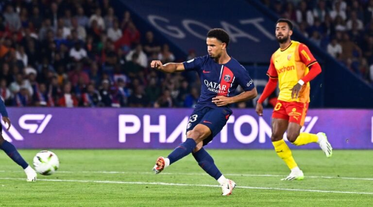 PSG, a historic assist
