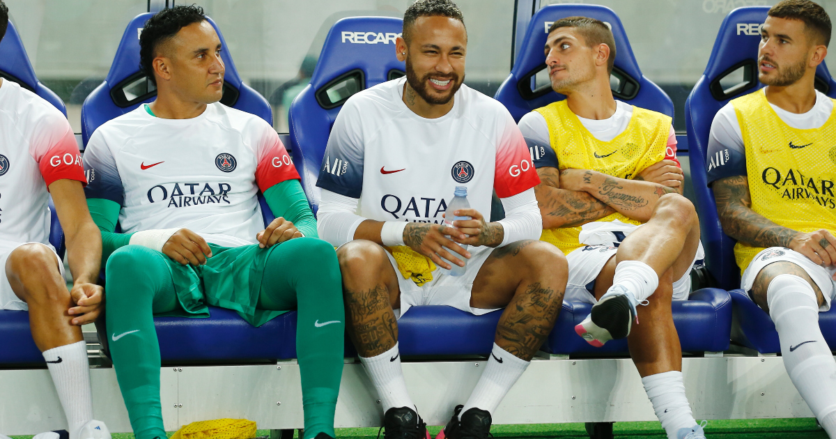 PSG shows the exit door to Verratti and Neymar