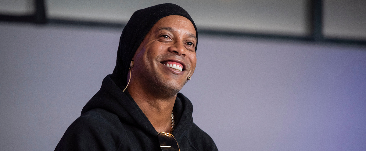 Ronaldinho sends a beautiful message to Neymar