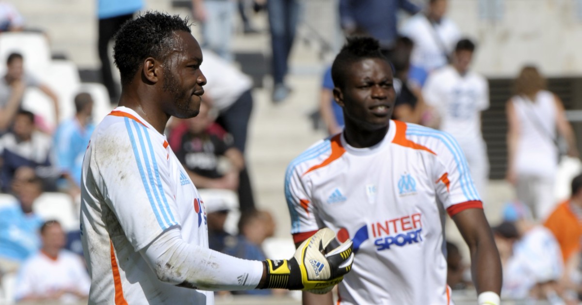 Samba was to succeed Mandanda