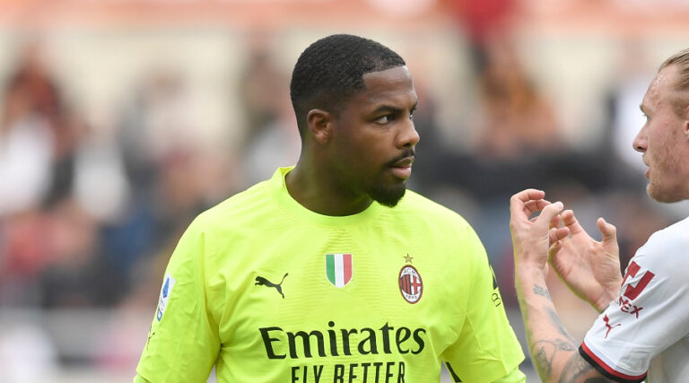 AC Milan wants to shield Maignan