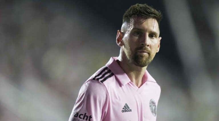 Messi reveals his future