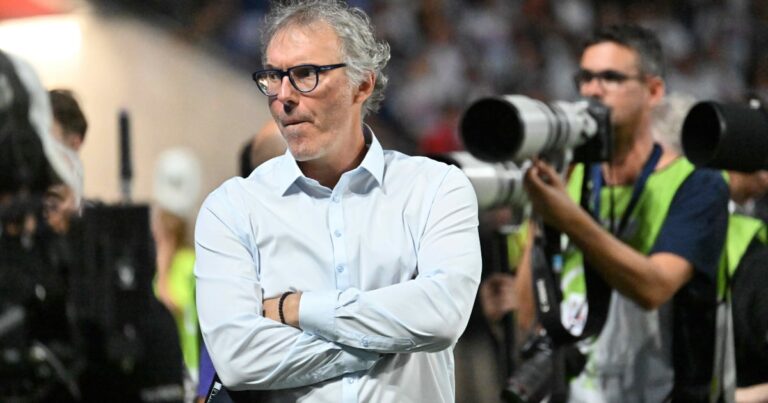 OL are working to replace Laurent Blanc