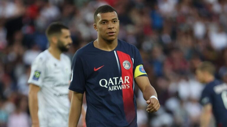 PSG: Luis Enrique keeps the mystery for Kylian Mbappé