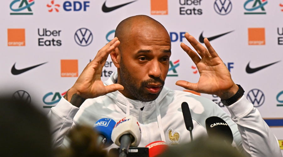 Thierry Henry, an attitude pointed out