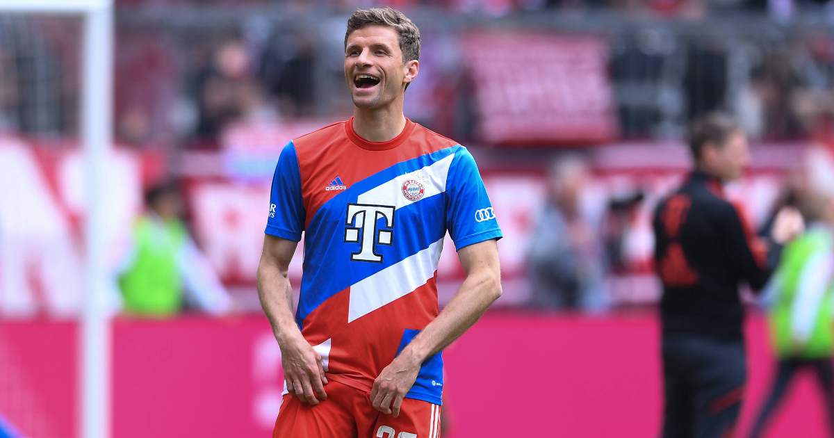 Thomas Müller humiliates PSG and Manchester City