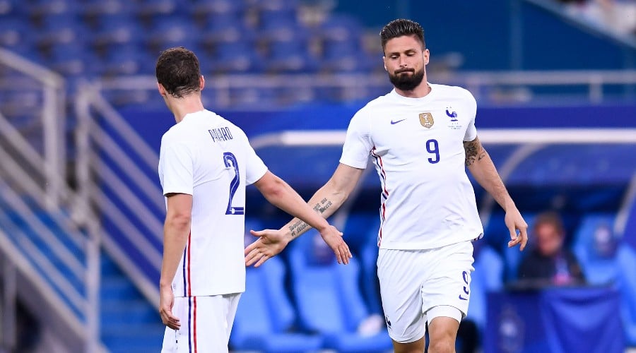 Giroud, Pavard, Clauss, Blues who play big