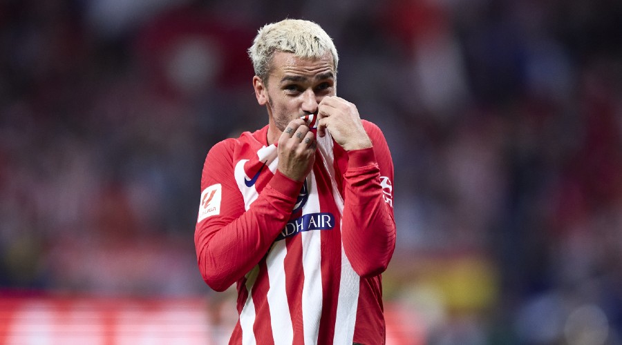 Griezmann sees triple and carries Atlético