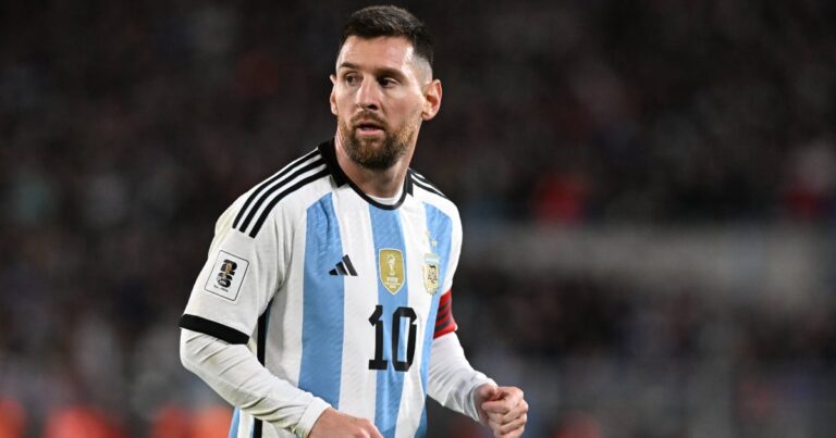 Lionel Messi summoned despite his injury