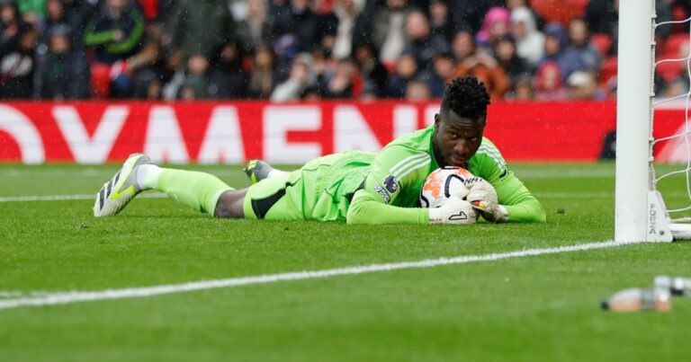 Manchester United, Ten Hag defends Onana