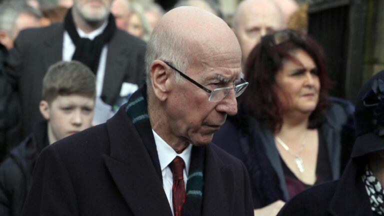 Manchester United and England legend Bobby Charlton dies