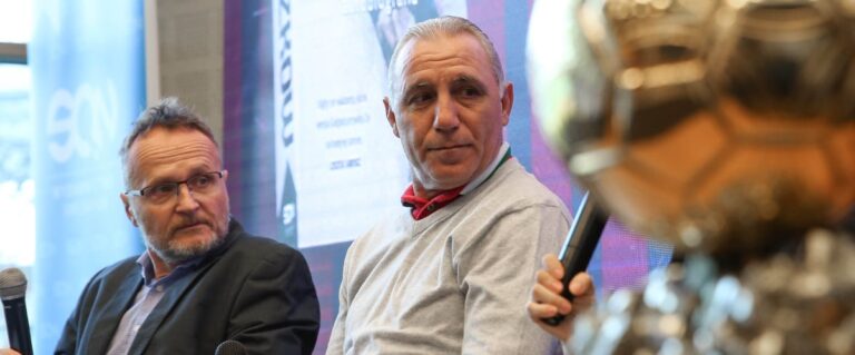 Stoichkov criticizes Barça management!