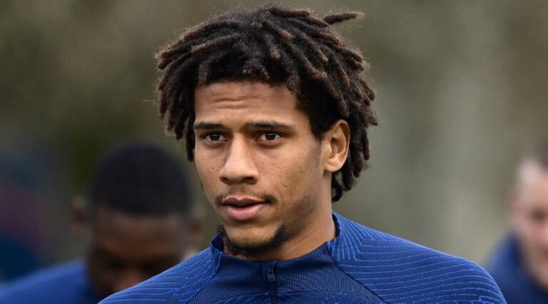 Todibo worried for his laughter in the middle of a minute of silence