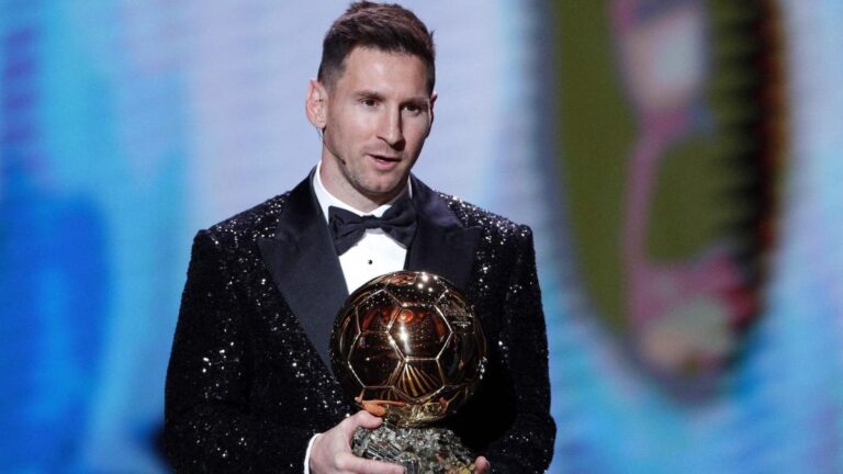 Video: Lionel Messi's 8th coronation divides on social networks