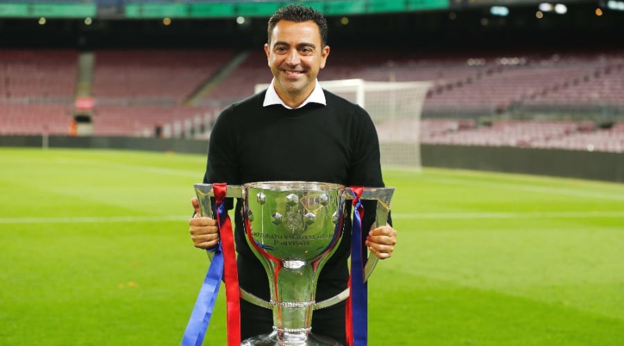 Xavi does better than Cruyff at Barça