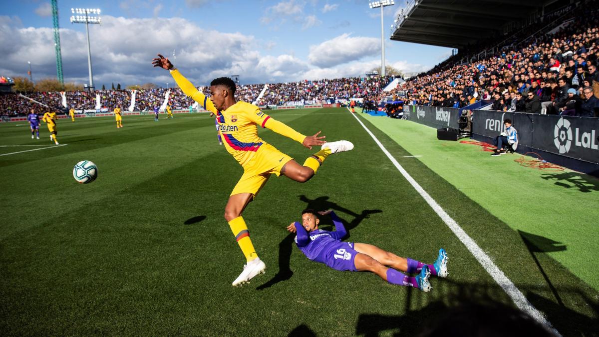 Betis wants Junior Firpo!