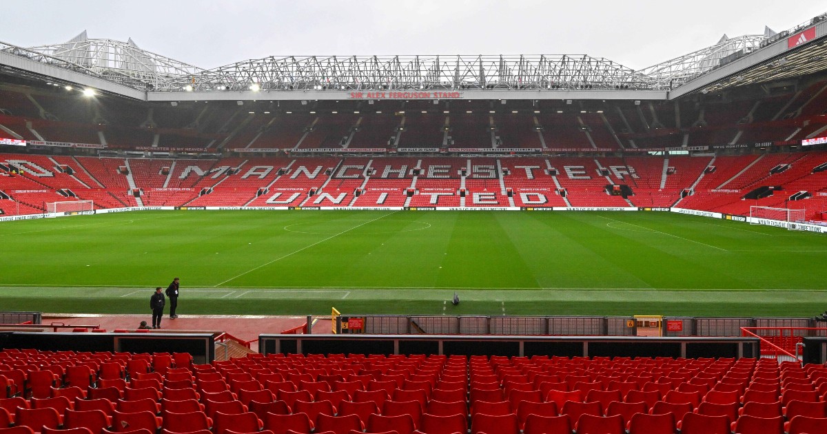 Chunks of concrete collapse on spectators at Old Trafford