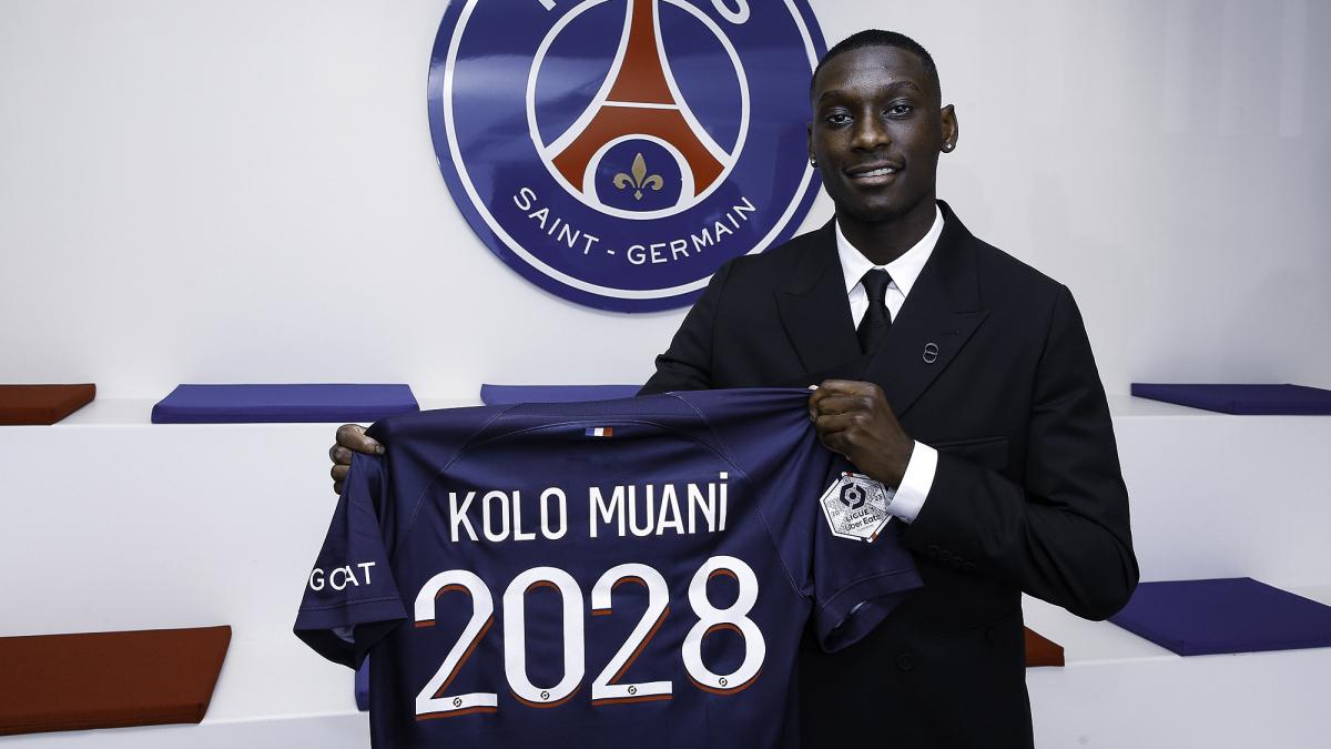 Criticism, competition, adaptation: Randal Kolo Muani talks about his difficult transfer to PSG