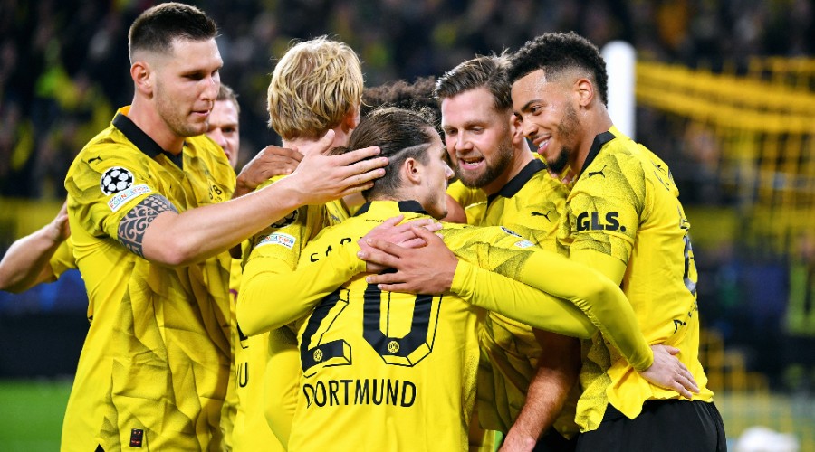 Dortmund puts pressure on PSG