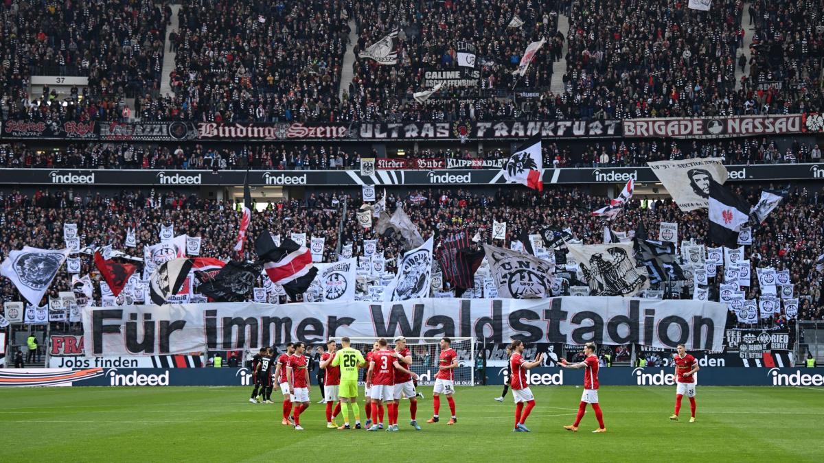 Frankfurt: ultras threatened a photographer to break his neck