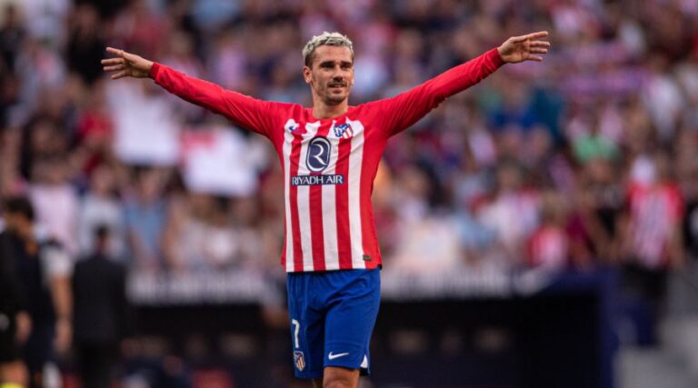 Griezmann pays for a journalist on social networks